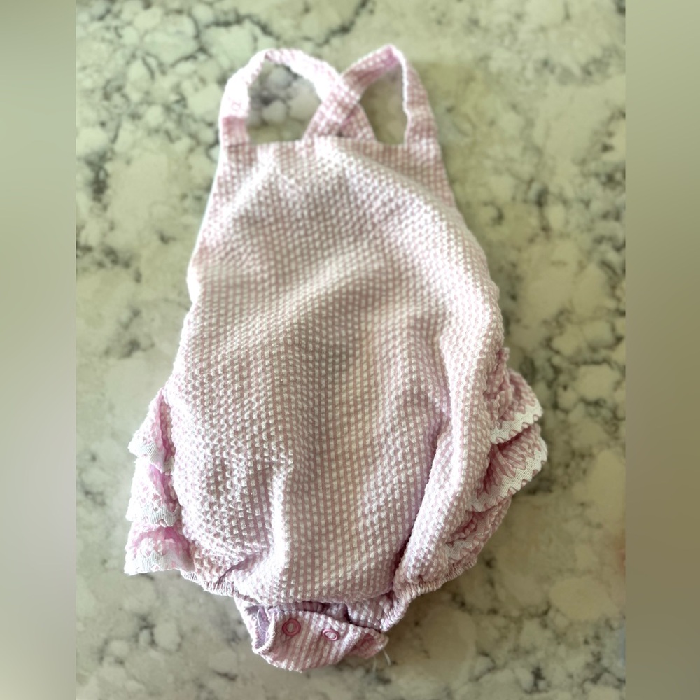 Ruffle butt seersucker bubble romper 6-9